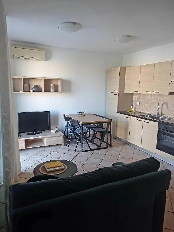Apartment Mauro Нова-Вас
