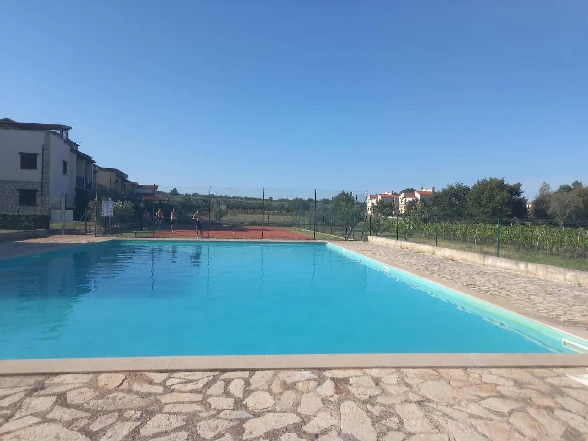 Apartment Mauro Нова-Вас